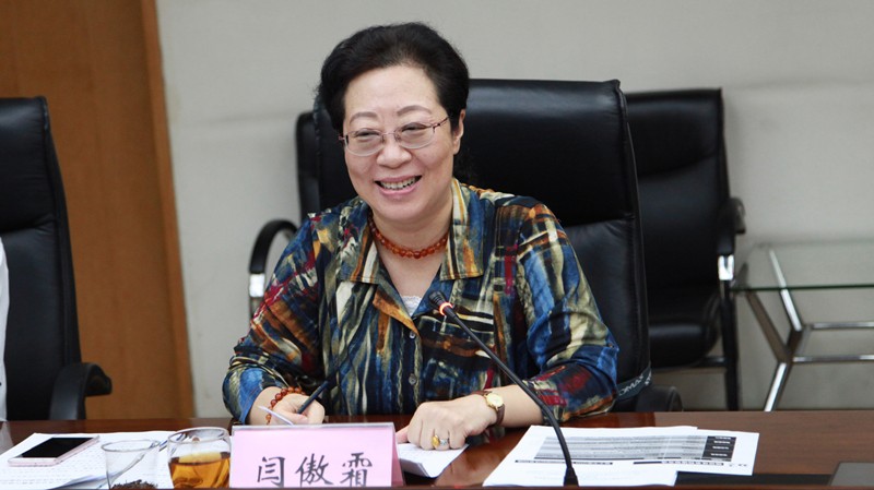 IMG_3179-調(diào)整_副本20190729閆傲霜參加市政府黨派提案辦理答復(fù)會(huì)議3.jpg